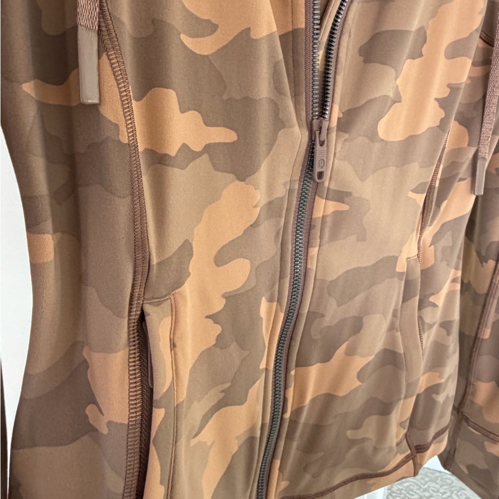 lululemon athletica Camo Full-Zip Hoodie - Brown - Picture 7 of 11